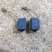 Szénkefe darabonként 