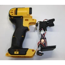 Kapcsoló akkus fúró-csavarozóba